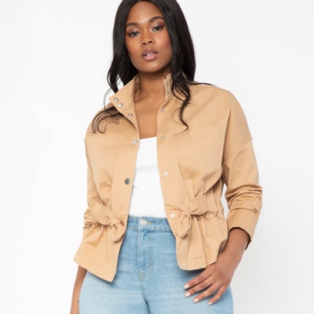 🛑SOLD Eloquii Plus Size Tan Cinched Waist Anorak Jacket Size 22 - Picture 2 of 8